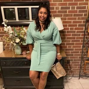 Meet your Posher, Robyn